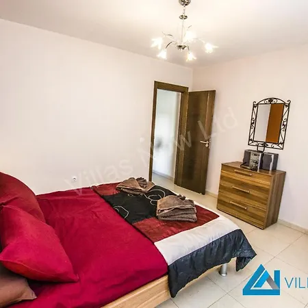 Topaz Villa *